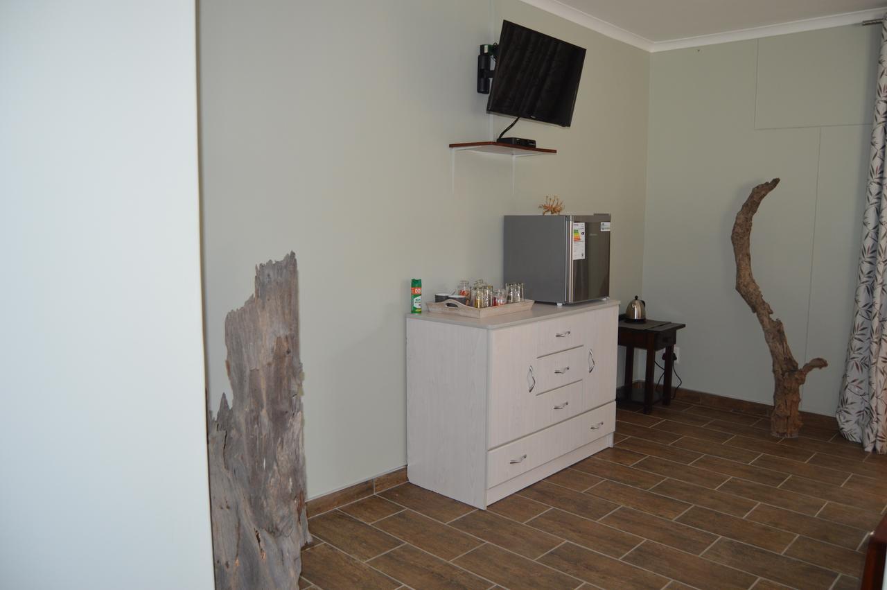 Kamaku Guesthouse Otjiwarongo Extérieur photo